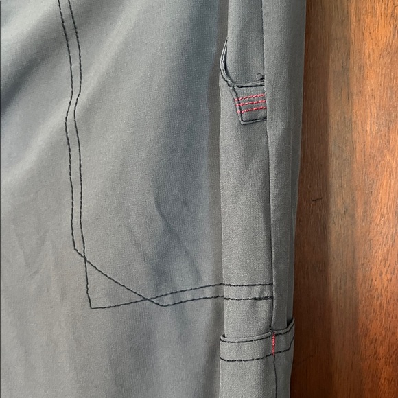 Women gray Carhartt scrubs Pants with Pink Drawstring Size 2 X - Picture 4 of 7